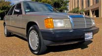 Suggested oil change belonging to 1987 190D vehicle