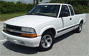Suggested oil change belonging to 2001 S10 PICKUP vehicle