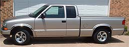 Suggested oil change belonging to 2002 S10 PICKUP vehicle