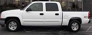Suggested oil change belonging to 2005 SILVERADO 1500 vehicle
