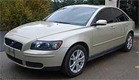 Suggested oil change belonging to 2005 S40 vehicle
