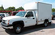 Suggested oil change belonging to 2006 SILVERADO 3500 vehicle
