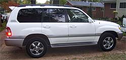 Suggested oil change belonging to 2006 LAND CRUISER vehicle