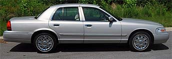 Suggested oil change belonging to 2007 GRAND MARQUIS vehicle