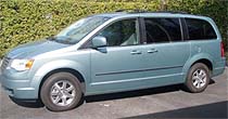 Suggested oil change belonging to 2009 TOWN AND COUNTRY vehicle