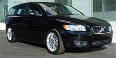 Suggested oil change belonging to 2010 V50 vehicle